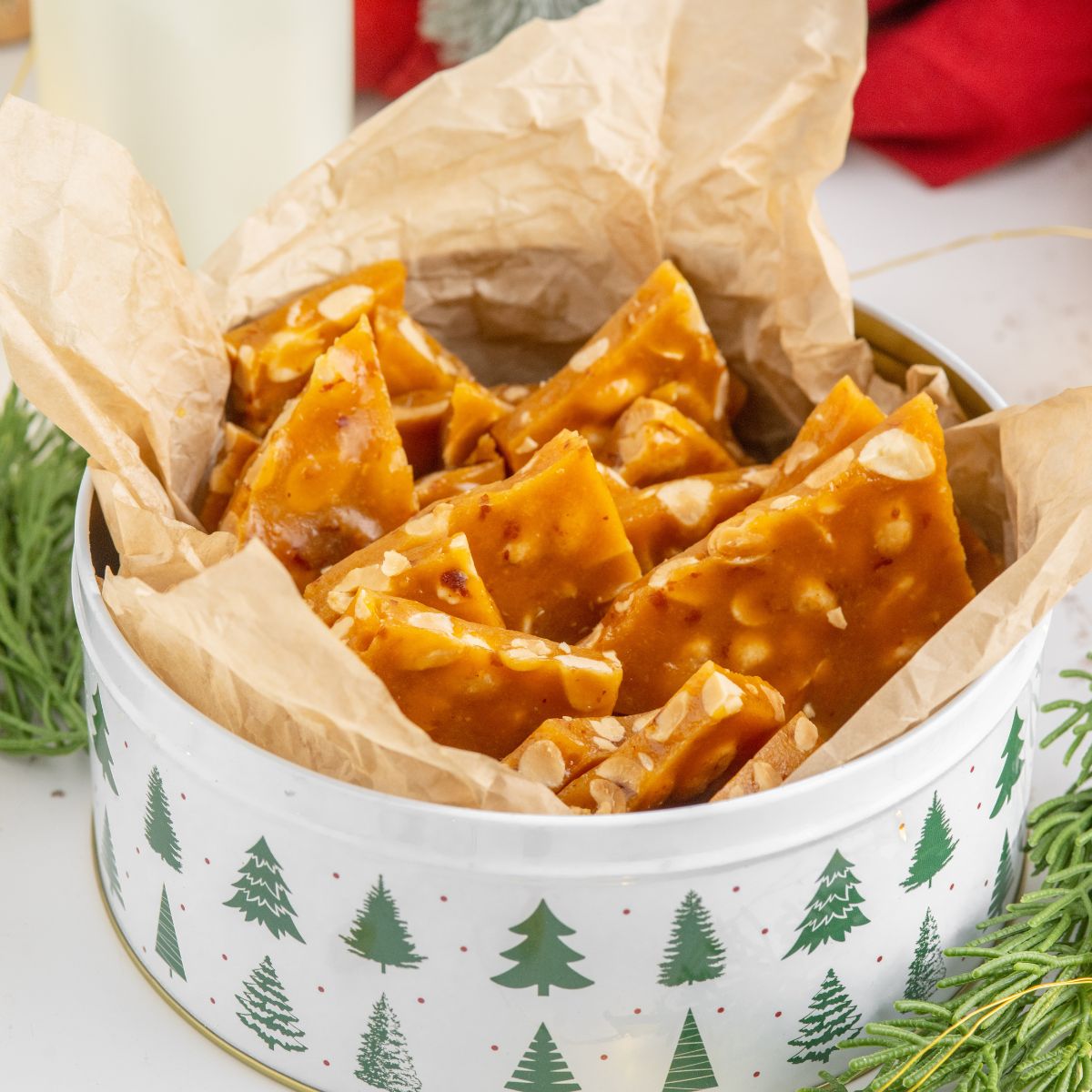 Homemade Peanut Brittle: Easy Recipe for Perfect Holiday Gifts